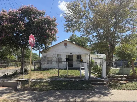 Four-Unit Quadplex