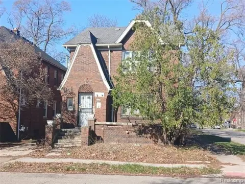 Detroit Duplex Near University