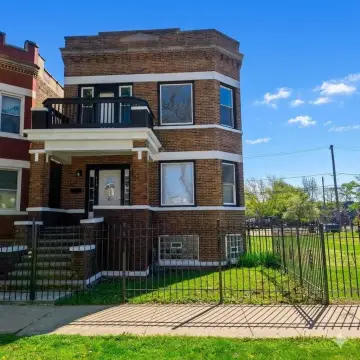 Renovated Two-Unit Building in Chicago