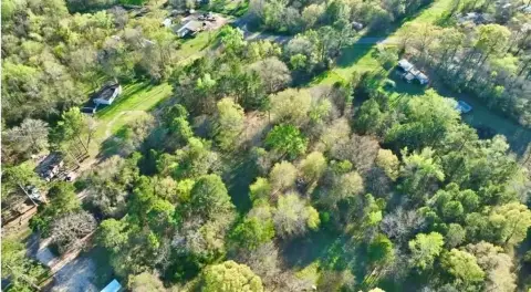 Spacious Land with Mobile Home