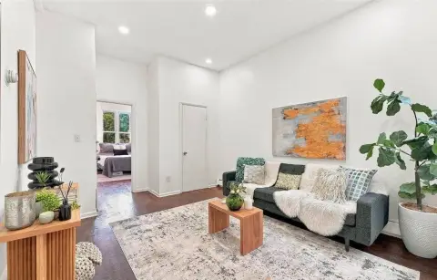 2-Unit Duplex with Private Backyard
