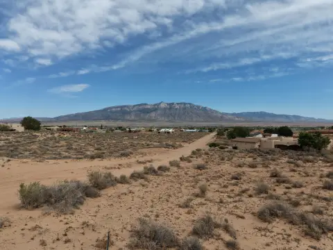 Land in Rio Rancho Estates