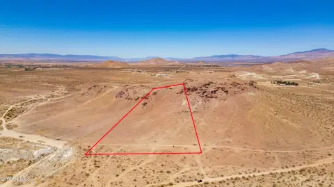 Expansive Rosamond Land Parcel