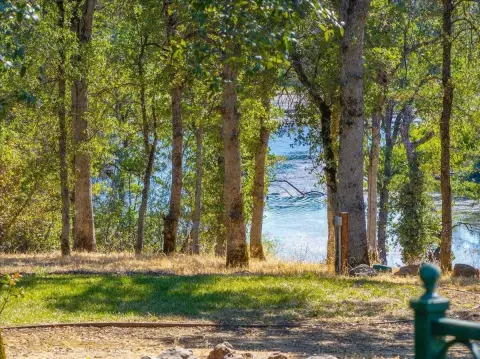 Redding Dual-Income Property with Airbnb