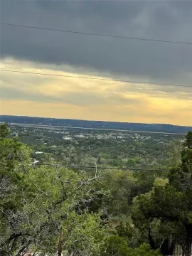 Leander Land with Development Potential