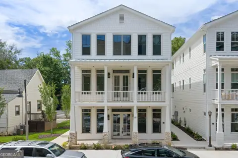 Live-Work Mixed-Use Building