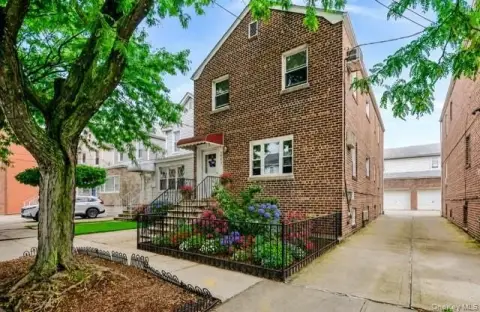 Multifamily Residence with Private Driveway