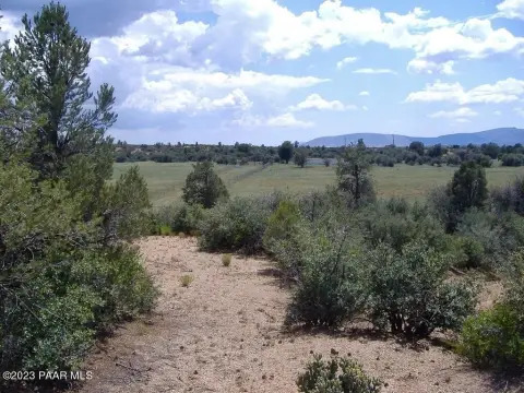 Ranch Equestrian Land with Horse Barn