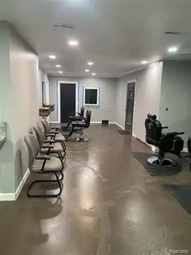 Detroit Commercial Opportunity on 7 Mile