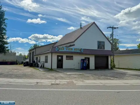 Turnkey Auto Shop with Lifts
