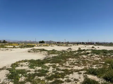 Residential Land in Lancaster, CA