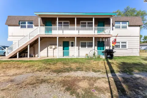 Two-Story Triplex with Garage