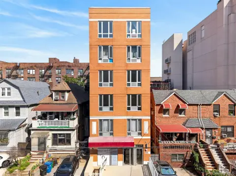 Six-Story Elevator Mixed-Use Building