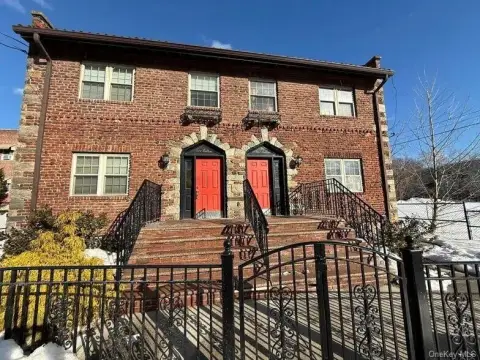 Renovated Multifamily Building in Mount Vernon