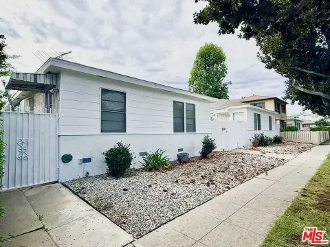 Six-Unit Apartment Building