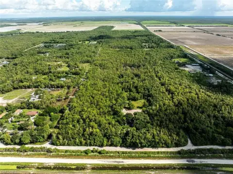 2.5 Acres Vacant Land Naples