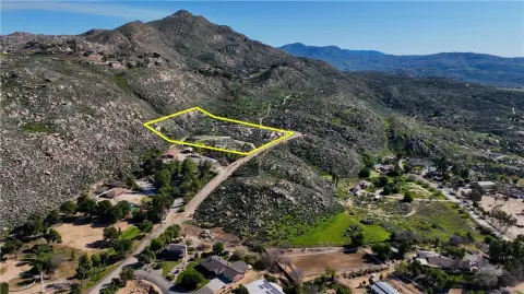 Expansive Hemet Land Parcel