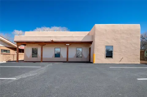 Freestanding Medical Office Building