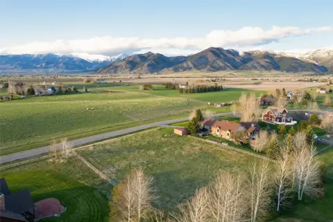 Bozeman Land with Mountain Views