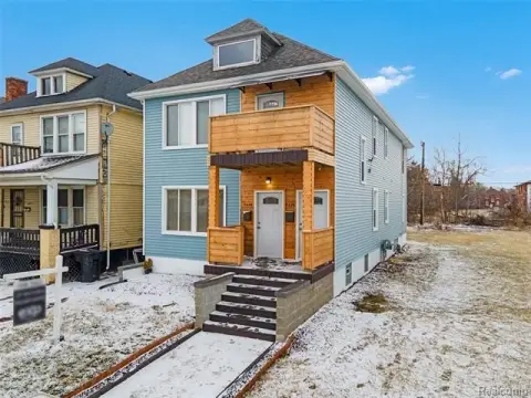 Renovated Detroit Duplex Near Historic