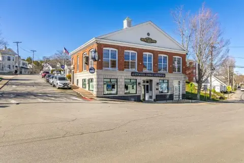 Iconic Building in Downtown Boothbay