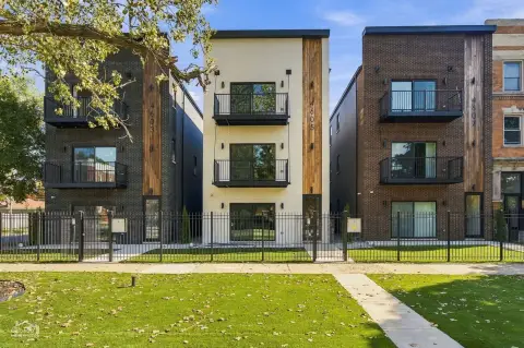 3-Unit Triplex with Garage