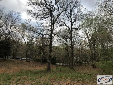 Land Near Kentucky Lake