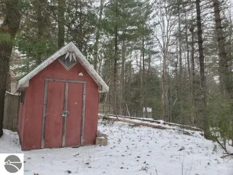 Waterfront Land on Silver Creek