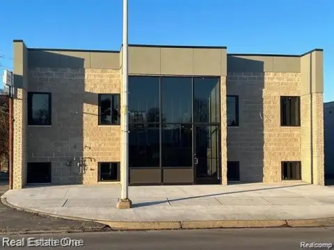 Modern Office/Medical Building For Rent