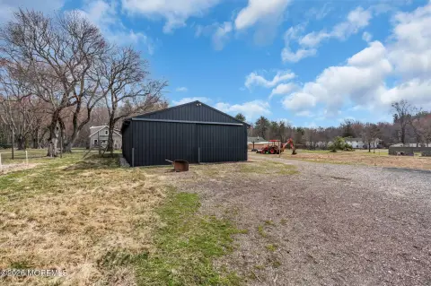 Freehold Commercial Space on 5 Acres