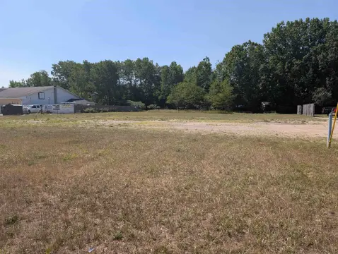Commercial Land Near Trail