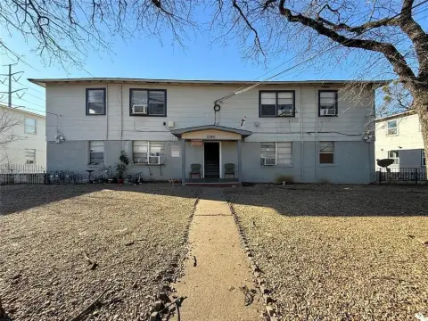 Irving Quadruplex: Investment Opportunity