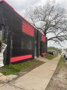 Automotive Shop with Fenced Yard