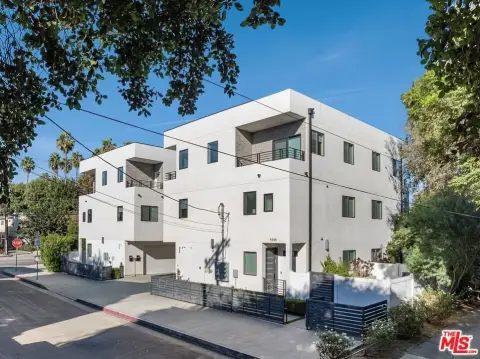 Modern Fourplex with Townhome Layout