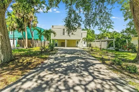 Residential Land Near Siesta Beach