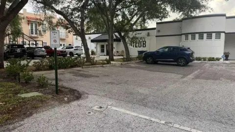 Freestanding Medical Office Building