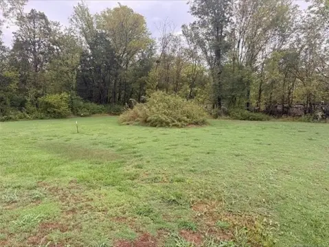 Commercial Land