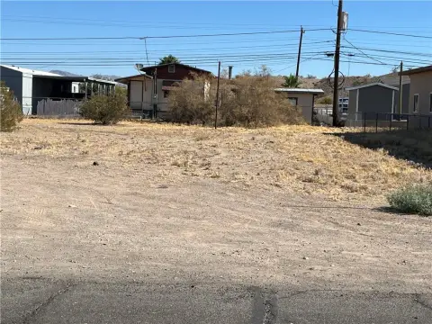 Vacant Buildable Lot Near Rotary Park