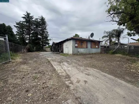 Residential Land in Pittsburg, CA