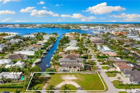 Waterfront Land in Royal Harbor
