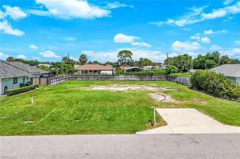 Rare Double Lot in Naples