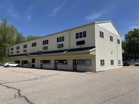 Retail End Unit with Rear Loading