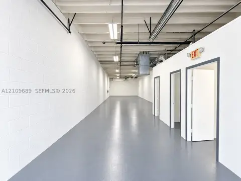 Flex Space with Roll-Up Door