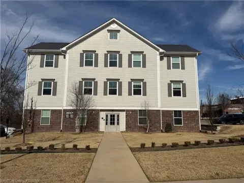 Modern Multifamily Complex in Fort Smith