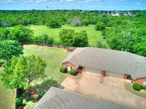 Two-Bedroom Half Duplex with Greenbelt Setting