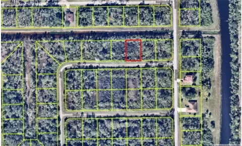 Buildable Lot in Lehigh Acres