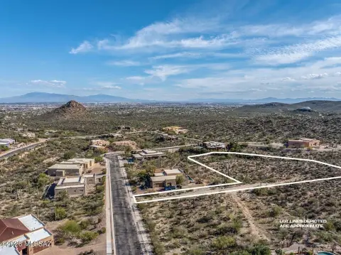 Elevated View Lot in Tucson