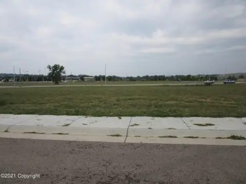 Residential Land in Lakeland Hills