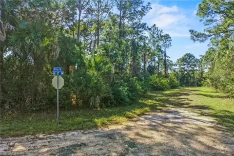 Lehigh Acres Buildable Vacant Lot
