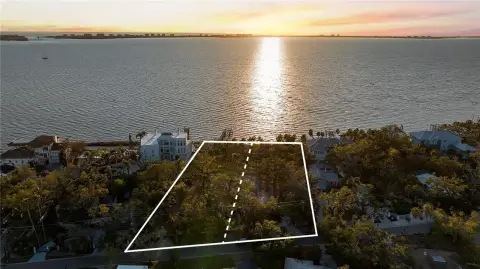 Direct Bayfront Waterfront Land with Private Dock